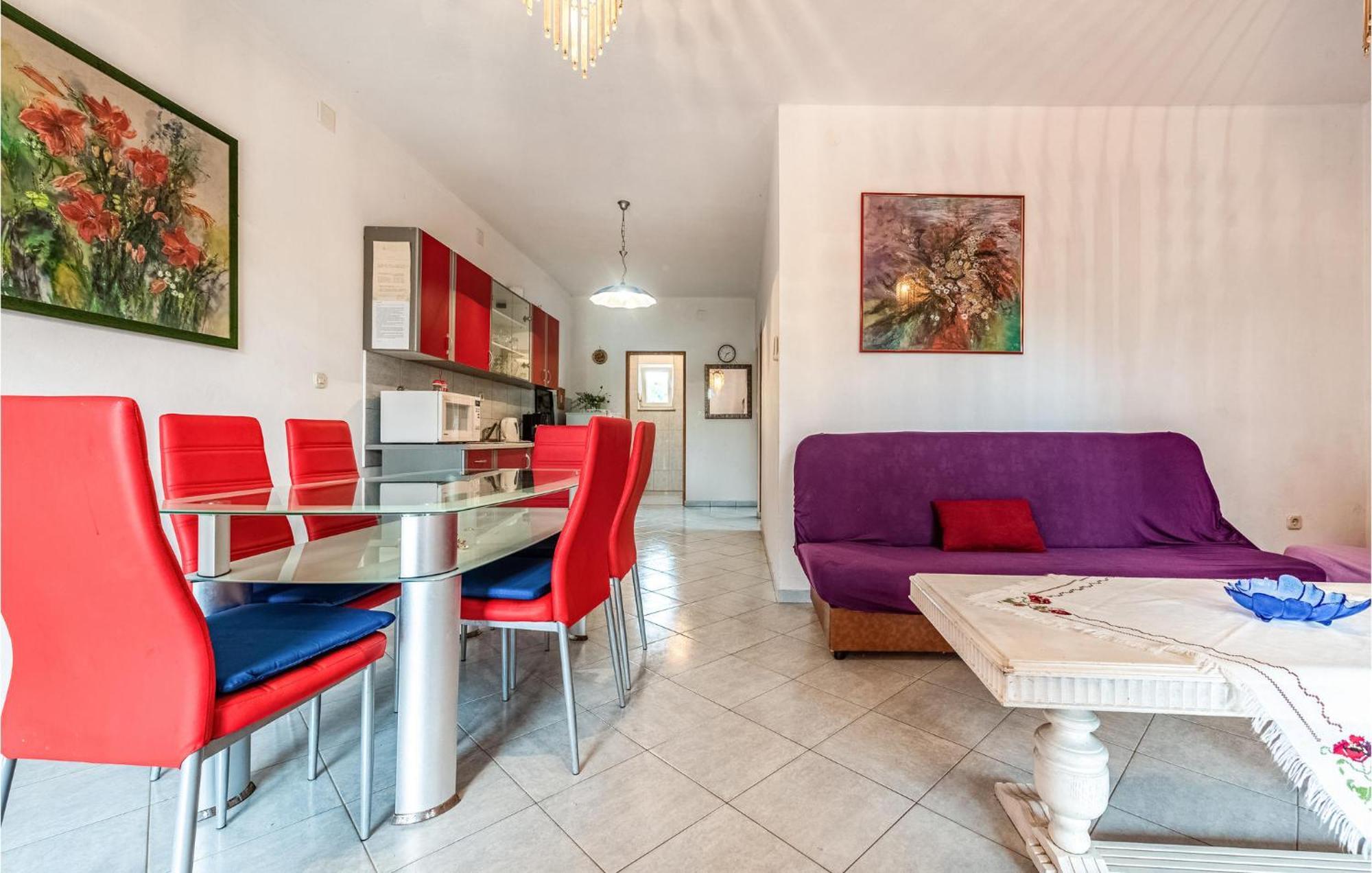 Cozy Apartment In Vir With Kitchen Kültér fotó